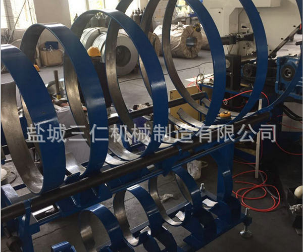 湖北自動螺旋風(fēng)管機(jī)固定具加工1000mm以上