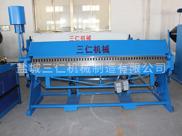 河北氣動(dòng)共板折邊機(jī)